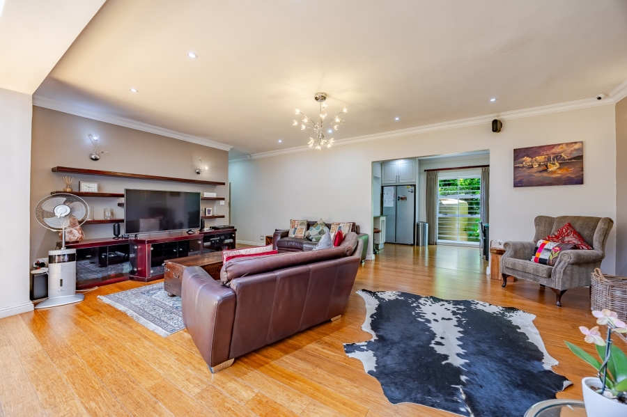 5 Bedroom Property for Sale in Kenilworth Upper Western Cape